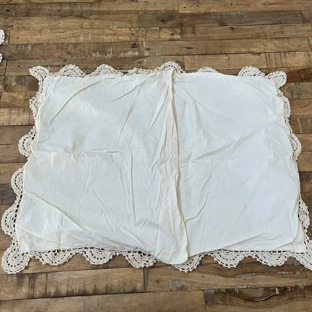 Vintage Hand Crochet Cotton 2 Standard Pillow Shams 25